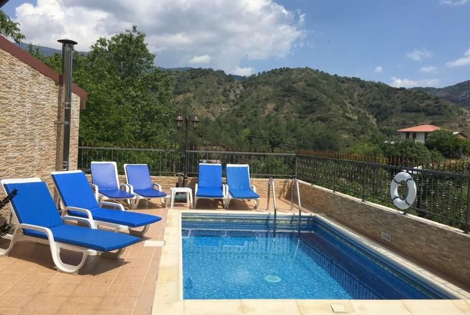 The Love Holiday House Tris Elies Εξωτερικό φωτογραφία